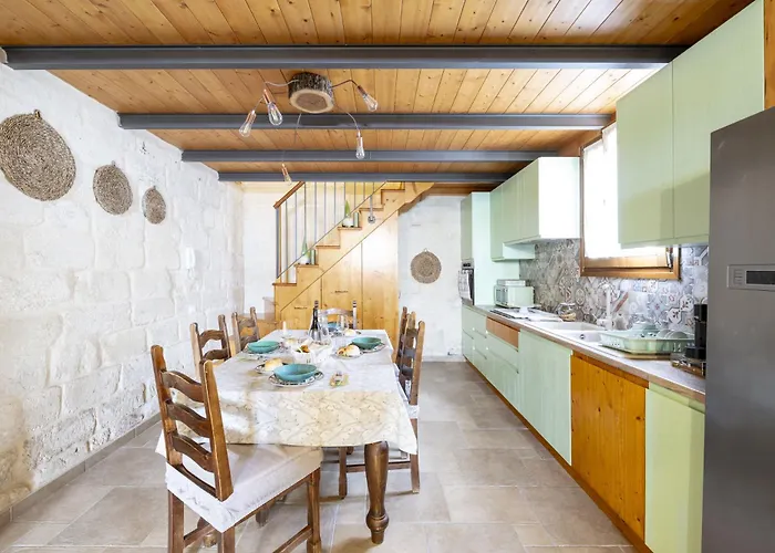 Dimora Elia Apartment *